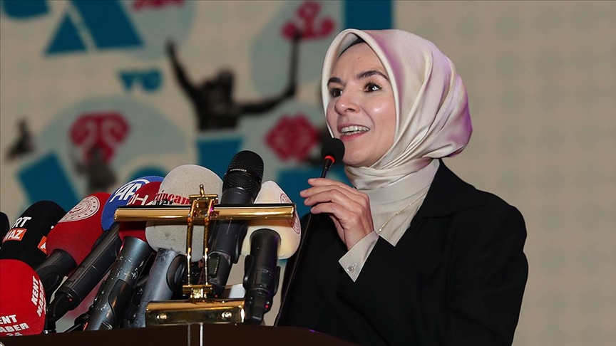 Bakan Göktaş: Doğurganlık oranlarındaki düşüş ve nüfusun yaşlanma eğilimi demografik riskleri büyütüyor