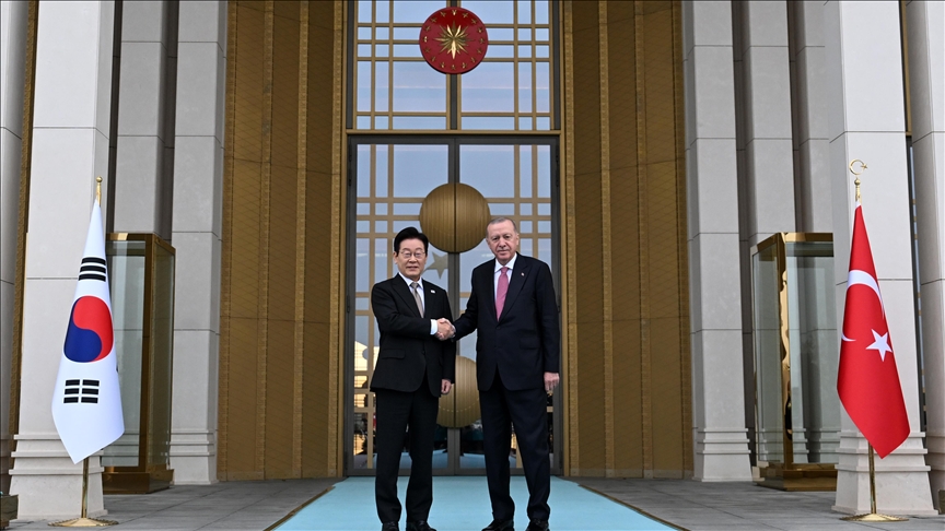 الرئيس أردوغان يستقبل نظيره الكوري الجنوبي في أنقرة