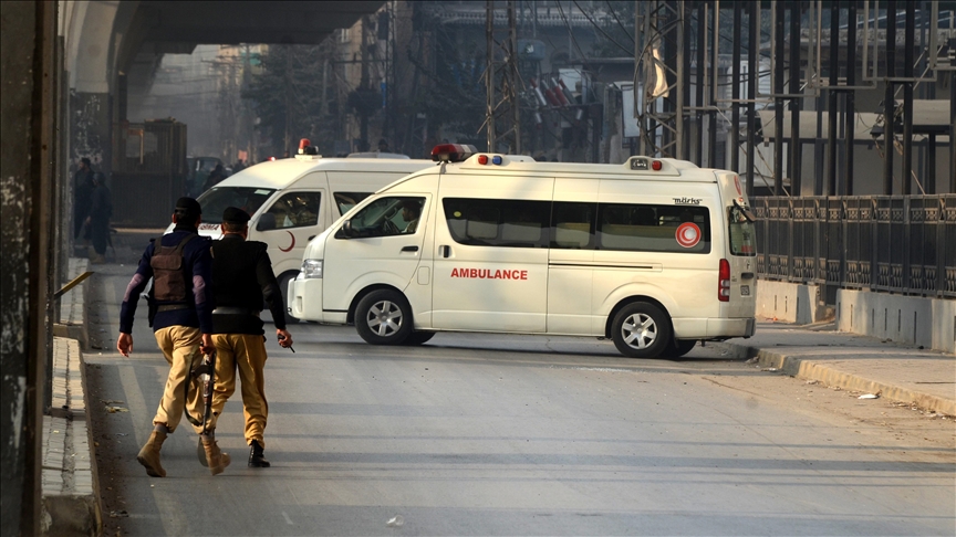 3 troops, 3 militants killed in attack on security forces headquarters in Pakistan