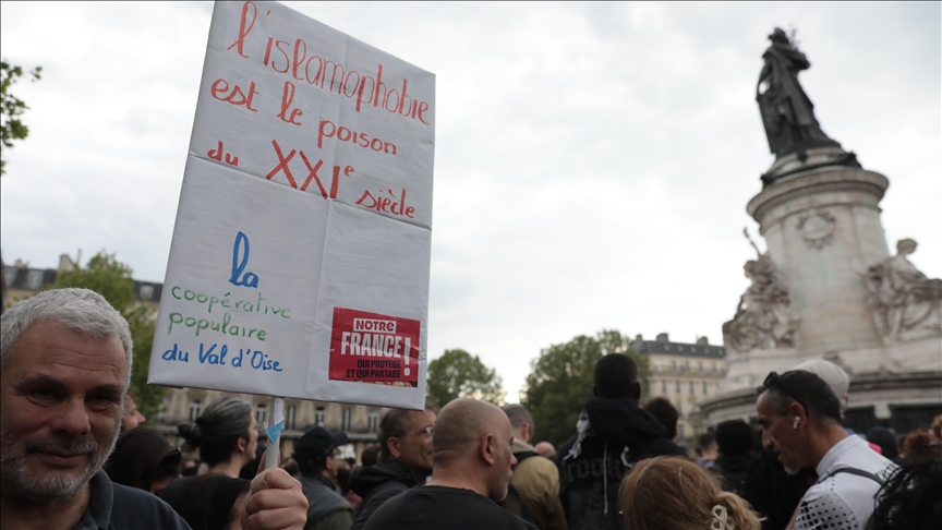 French Muslim councils file complaint over poll accused of fueling anti-Muslim hatred