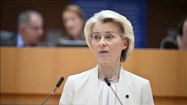 Шефицата на Европската комисија го нагласува суверенитетот на Украина во воените одлуки