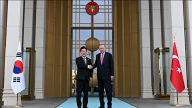 الرئيس أردوغان يستقبل نظيره الكوري الجنوبي في أنقرة