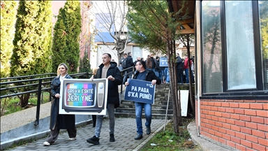 Штрајк на вработените во РТК, државната радио-телевизија на Косово, бидејќи не ги примиле своите плати