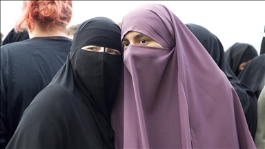 Australie: une parlementaire vivement critiquée pour son comportement islamophobe au Sénat