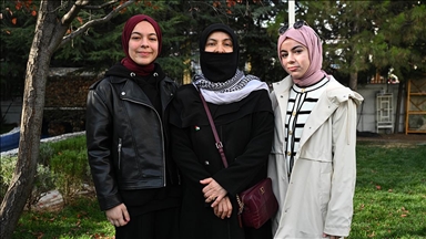 Gazzeli Meryem, iki yıldır göremediği annesine Türkiye'de kavuştu