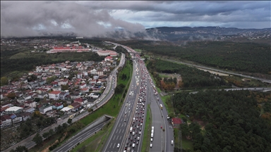 İstanbul'da trafik yoğunluğu yüzde 90'a ulaştı