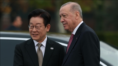 Le président Erdogan a accueilli son homologue sud-coréen Lee Jae-Myung avec une cérémonie officielle