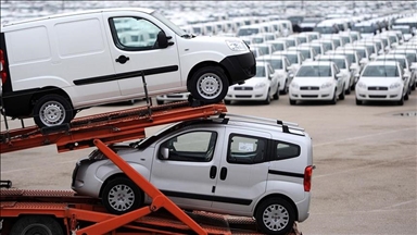 Hafif ticari araç, kamyon ve kamyonet ihracatında yıl bitmeden rekor kırıldı