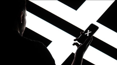 ميزة جديدة في "إكس" تثير تساؤلات حول مواقع حسابات داعمة لترامب