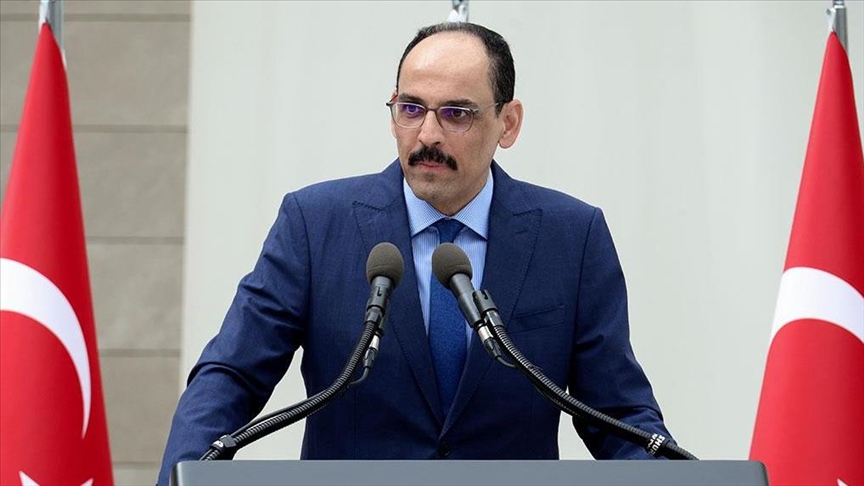 Le chef du renseignement turc discute de la situation à Gaza avec des responsables qataris et égyptiens au Caire