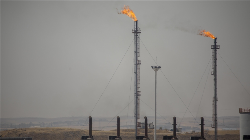 Serbia warns key oil refinery could shut within days as US weighs license renewal