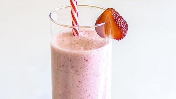 Prodhuesit e milkshake ve dhe kafes së ftohtë me qumësht përballen me taksë të re sheqeri në Mbretërinë e Bashkuar