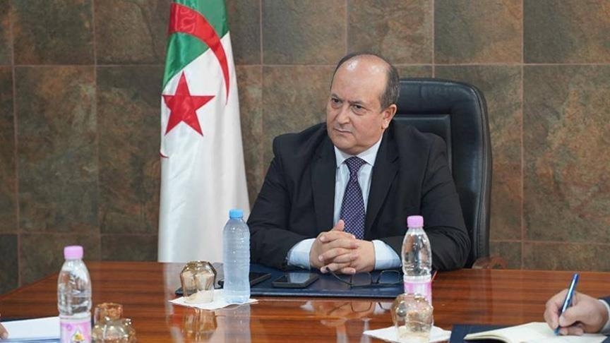 رئيس وزراء الجزائر يزور مصر للمشاركة بأعمال اللجنة العليا المشتركة