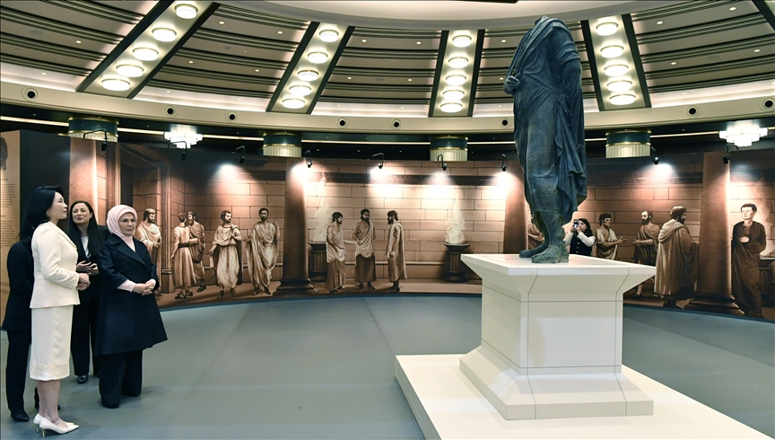 Эмине Эрдоган поделилась видеороликом с Первой леди Южной Кореи о программе визита 