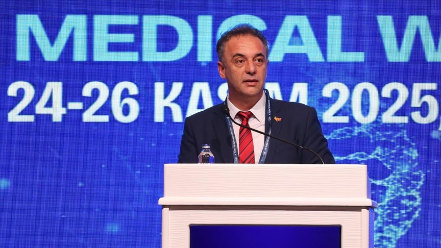 „Дигитализацијата не е избор, тоа е вратата низ која секој здравствен систем мора да помине“, истакна министерот Алиу