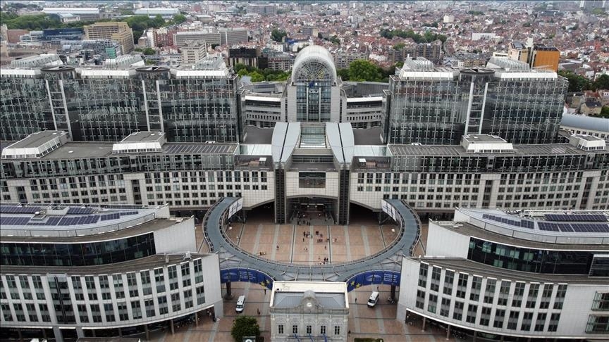 Parlamenti Evropian shpreh alarm për "krizën e thelluar të sundimit të ligjit" në Hungari