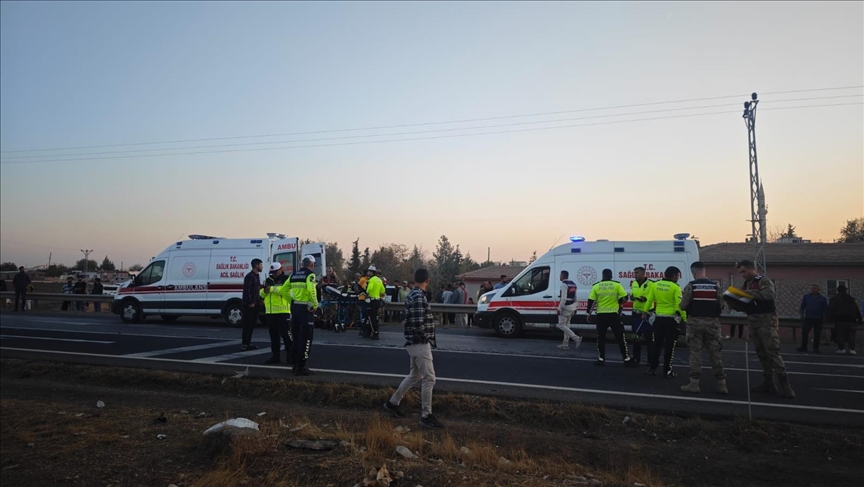 Li Mêrdînê di qezayên trafîqê da kesek mir, 2 kes birîndar bûn