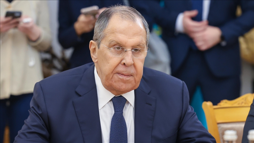 Lavrov salue le rôle de médiateur de la Türkiye et se dit prêt à discuter du plan de paix de Trump