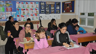 Öğretmenler Günü'nde motosikletin çarpması sonucu hayatını kaybeden öğretmenin okulunda yas hakim 