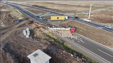 Rêya Diyarbekir-Şanliurfayê ya şirîda wê ji ber TIRa welgeryayî hatibû girtin, hat vekirin