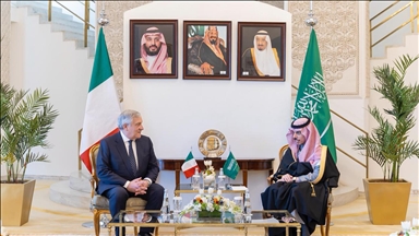 السعودية وإيطاليا توقعان 22 اتفاقية استثمارية في قطاعات متعددة