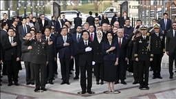 Президент Южной Кореи посетил мемориал «Туркам, сражавшимся в Корее» в Анкаре