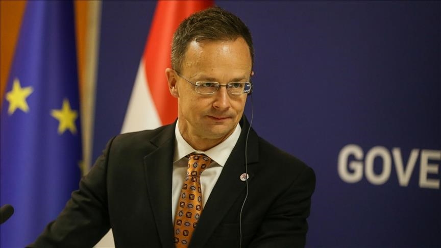 Szijjarto në Beograd: Hungaria nuk do ta lërë Serbinë pa burime energjie