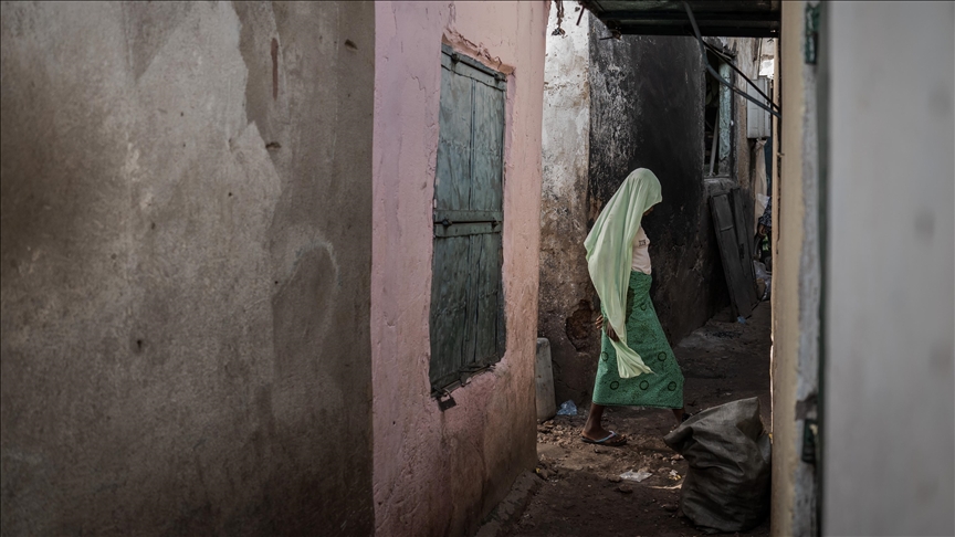 Gunfire heard near Guinea-Bissau presidential palace as 2 candidates claim election victory: Report