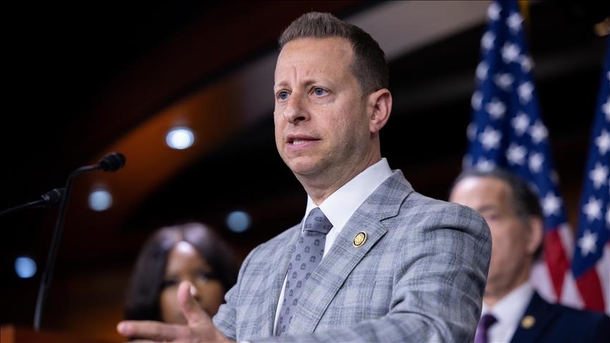 US Democrat says troops could serve as a ‘check’ on Trump, after lawmakers urged them to refuse illegal orders