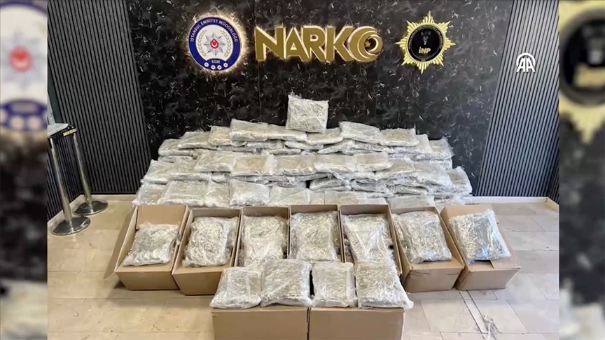 İstanbul'da 355 kilogram sentetik uyuşturucu ele geçirildi