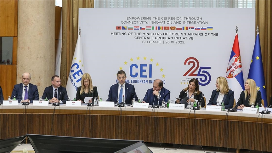 Ѓуриќ: Поврзаноста е клучен фокус на претседателството на Србија со ЦЕИ