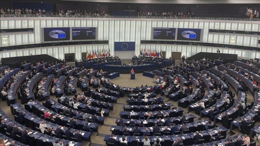 European Parliament proposes social media limit for children under 16