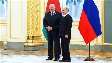In meeting with Putin, Belarus offers to host renewed Ukraine peace talks in Minsk