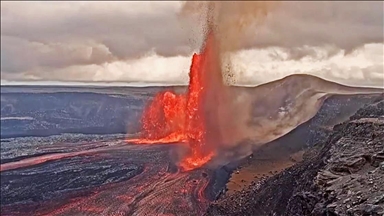 Eруптираше вулканот Килауеа на Хаваи со фонтани од лава високи 120 метри