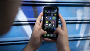 Avrupa Parlamentosu'ndan "sosyal medyada 16 yaş sınırı" çağrısı