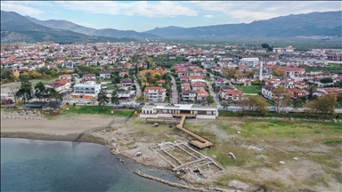 Amadekariyên li Îznikê yên beriya serdana Papa qediyan