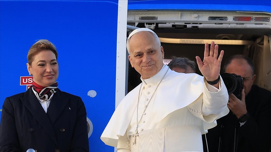 Авионот на папата Лав XIV, поглаварот на Ватикан, полета за Турција