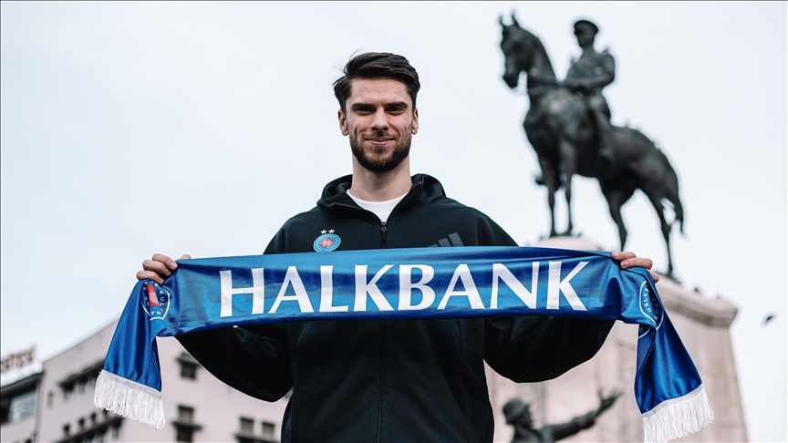 Halkbank Voleybol Takımı, Aleksander Sliwka\'yı kadrosuna kattı