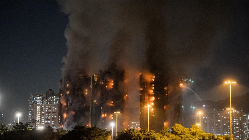 44 قتيلا في حريق مجمع سكني بهونغ كونغ 