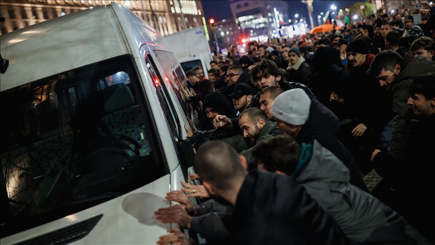 Судир на демонстрантите и полицијата во Бугарија поради Предлог буџетот за 2026 година