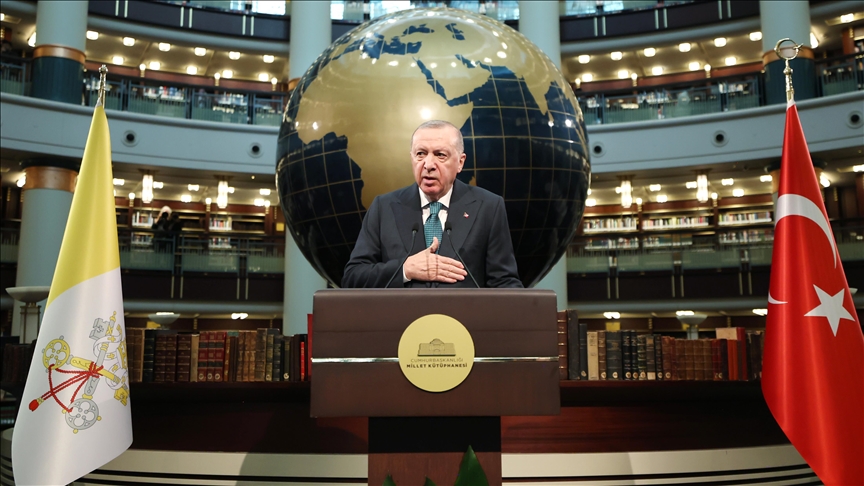 Ердоган: Посетата на папата на Турција e многу важен чекор што ги зајакнува заедничките основи