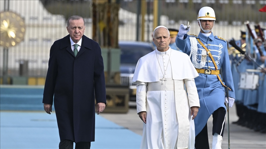 Turkish President Erdogan welcomes Pope Leo XIV in Ankara