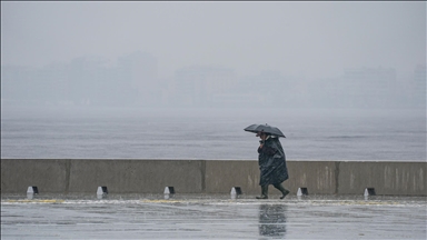 Yurdun batı kıyıları için kuvvetli yağış uyarısı