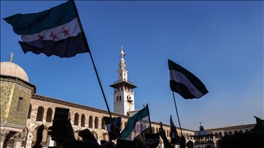 الدفاع السورية بعد عام على عملية "ردع العدوان": انتهى عهد الظلم