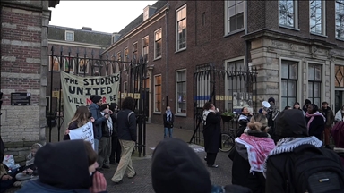 Studentët protestojnë kundër partneriteteve izraelite në Universitetin Leiden të Holandës
