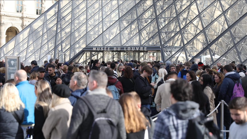 France : le Louvre augmente le prix de son billet d'entrée pour les visiteurs extra-européens