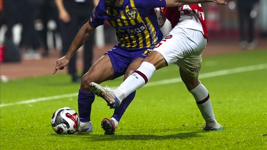 Eyüpspor, Süper Lig'de yarın Gaziantep FK'ye konuk olacak