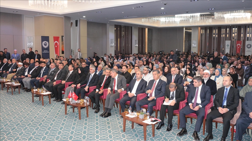 Li Şirnexê "Sempozyuma Melayê Cizîrî ya Navneteweyî ya 4emîn" dest pê kir