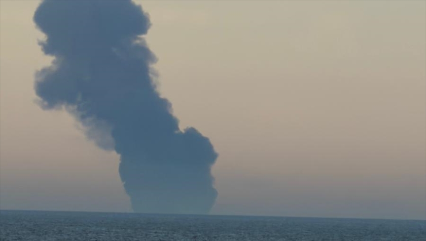 Türkiye rescues crew of tanker that caught fire in Black Sea