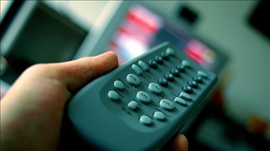 France : tensions entre service public, médias privés et régulateur après le reportage à propos de Cnews